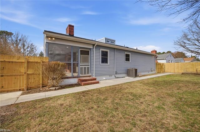 240 Driftwood RD, Virginia Beach, VA 23452