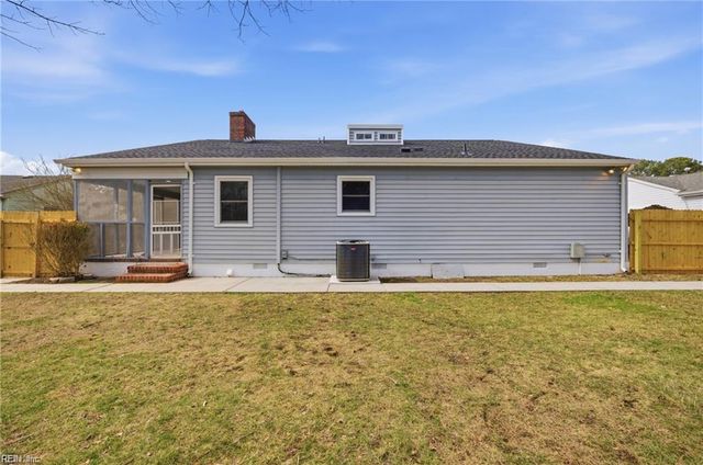 240 Driftwood RD, Virginia Beach, VA 23452