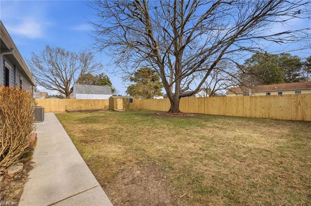 240 Driftwood RD, Virginia Beach, VA 23452