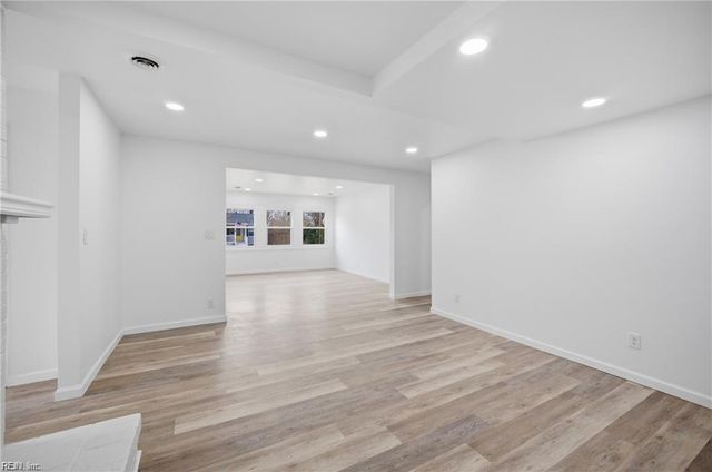 240 Driftwood RD, Virginia Beach, VA 23452