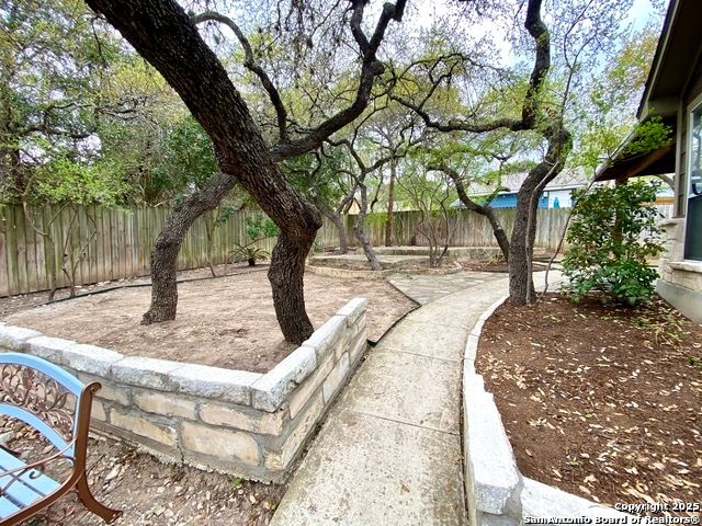 7530 Acorn Bend, San Antonio, TX 78250