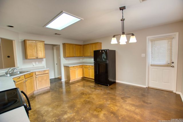 7530 Acorn Bend, San Antonio, TX 78250