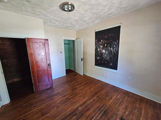 503 S West Street, Mt Vernon, MO 65712