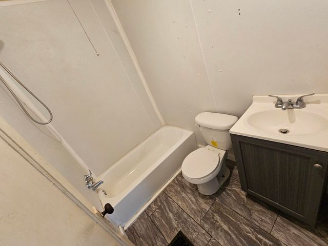 503 S West Street, Mt Vernon, MO 65712