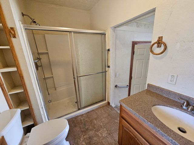 503 S West Street, Mt Vernon, MO 65712