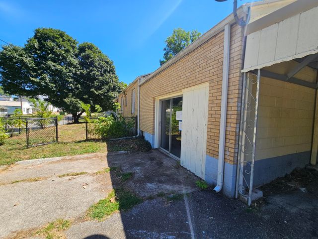 503 S West Street, Mt Vernon, MO 65712