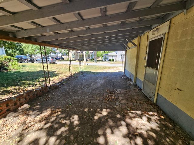 503 S West Street, Mt Vernon, MO 65712