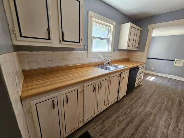 503 S West Street, Mt Vernon, MO 65712