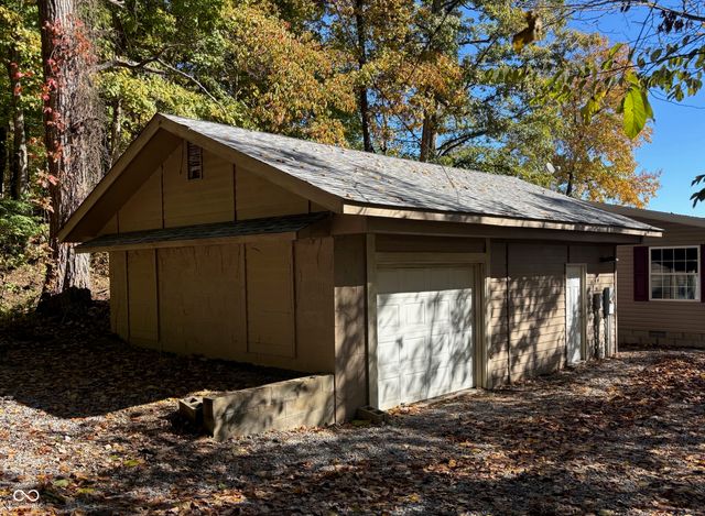 1457 Spirea Court, North Vernon, IN 47265