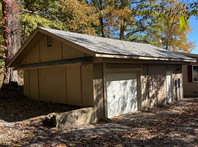 1457 Spirea Court, North Vernon, IN 47265