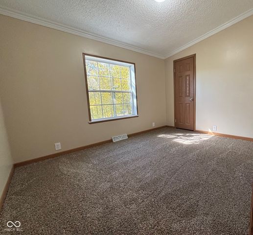 1457 Spirea Court, North Vernon, IN 47265