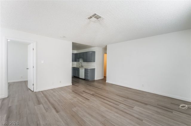 6982 Hopkins Drive D, Las Vegas, NV 89156