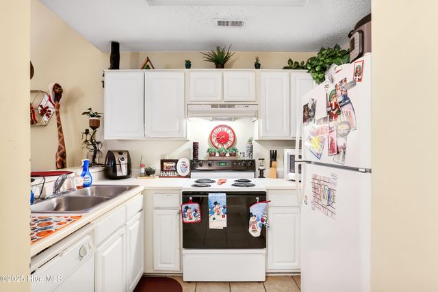 5144 Lamppost Circle, Wilmington, NC 28403