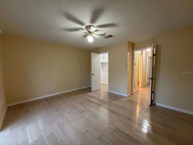 7501 GALLINETA COURT, Tampa, FL 33615
