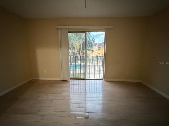 7501 GALLINETA COURT, Tampa, FL 33615