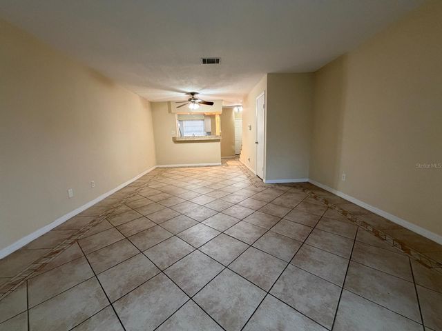 7501 GALLINETA COURT, Tampa, FL 33615