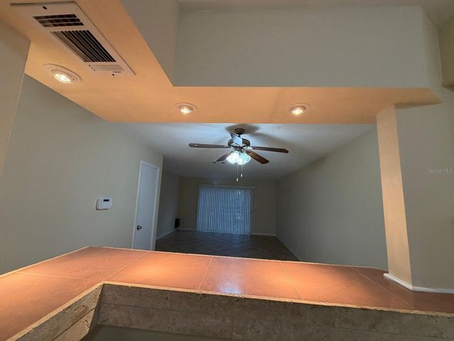 7501 GALLINETA COURT, Tampa, FL 33615