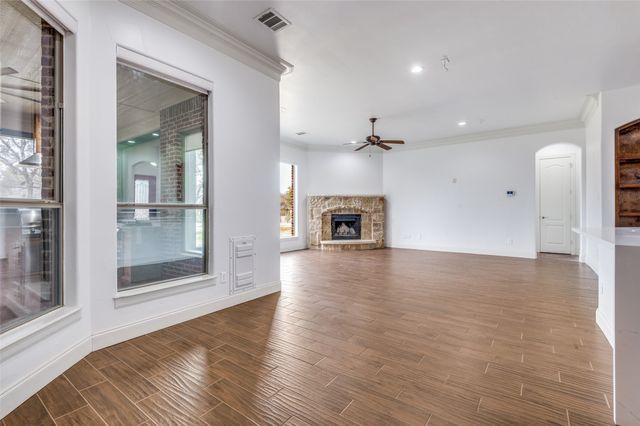 10009 Allen Mill Court, Fort Worth, TX 76135