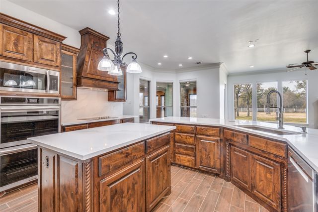 10009 Allen Mill Court, Fort Worth, TX 76135