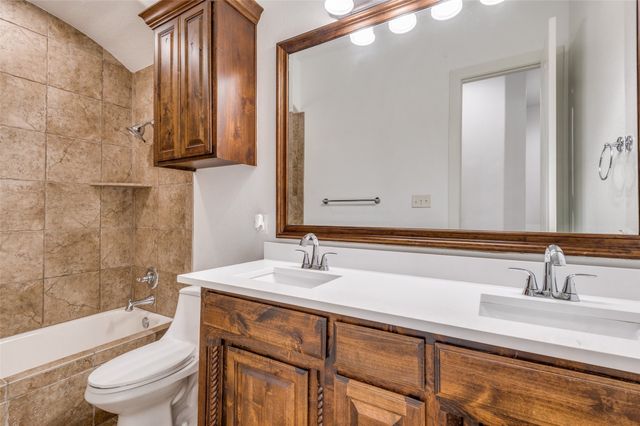 10009 Allen Mill Court, Fort Worth, TX 76135