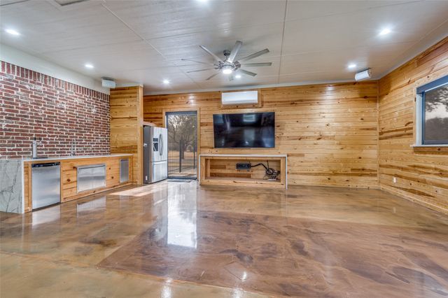 10009 Allen Mill Court, Fort Worth, TX 76135