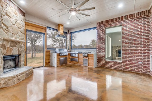 10009 Allen Mill Court, Fort Worth, TX 76135