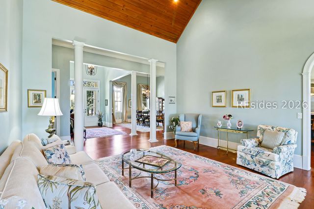 10 Bayley Point Ln, Hilton Head Island, SC 29926