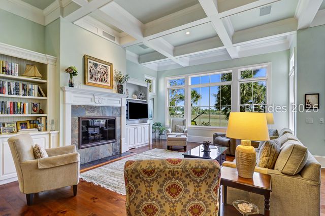 10 Bayley Point Ln, Hilton Head Island, SC 29926