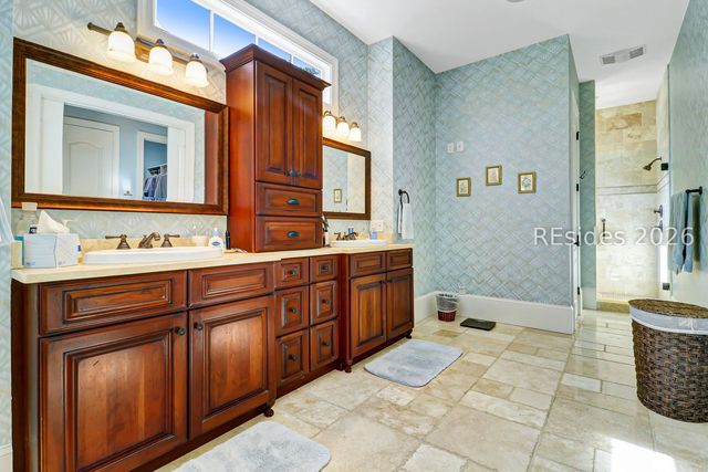 10 Bayley Point Ln, Hilton Head Island, SC 29926