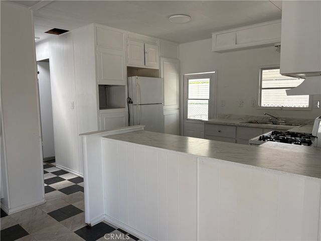 2300 E Valley Parkway 199, Escondido, CA 92027