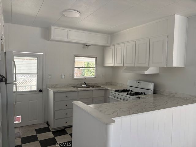 2300 E Valley Parkway 199, Escondido, CA 92027