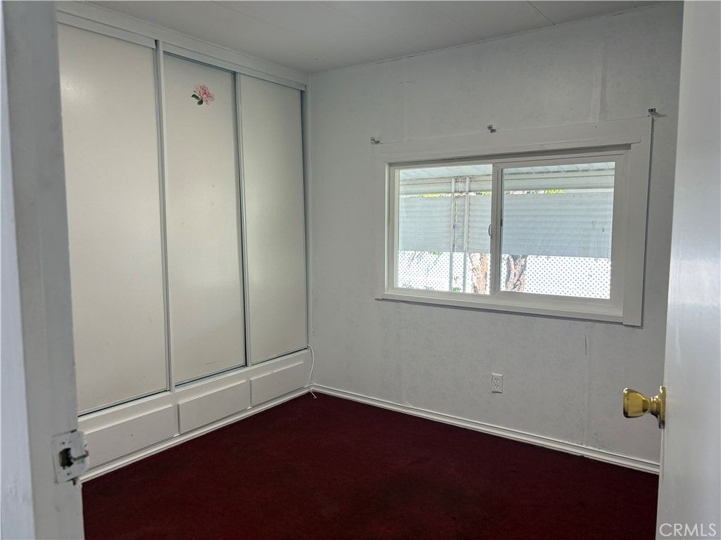 Image 9 of property listing at 2300 E Valley Parkway 199, Escondido, CA 92027