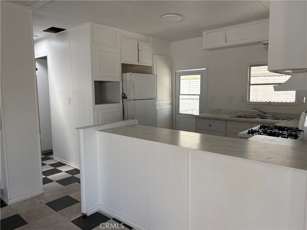 Image 6 of property listing at 2300 E Valley Parkway 199, Escondido, CA 92027