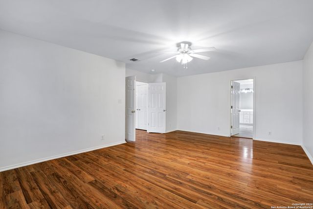 13738 Riverbank Pass, Helotes, TX 78023