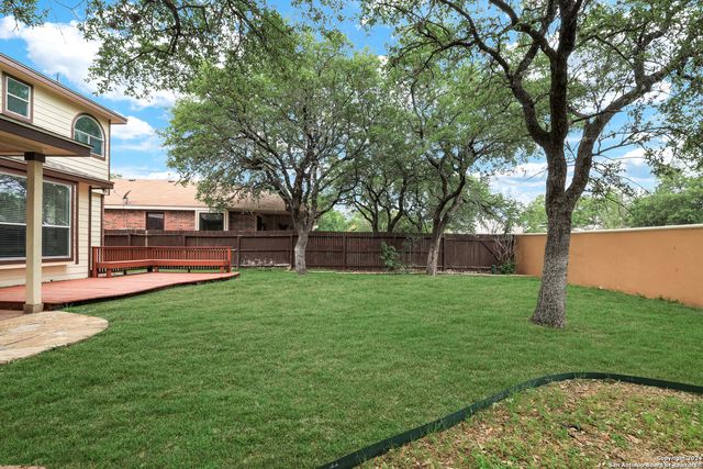 13738 Riverbank Pass, Helotes, TX 78023