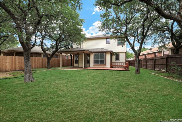 13738 Riverbank Pass, Helotes, TX 78023