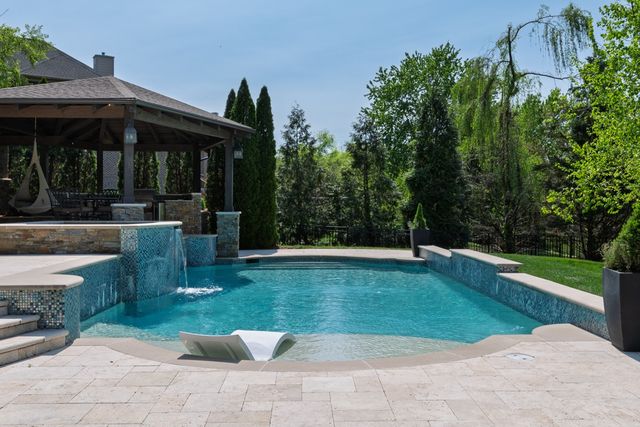 1833 Bronwyn Ct, Brentwood, TN 37027