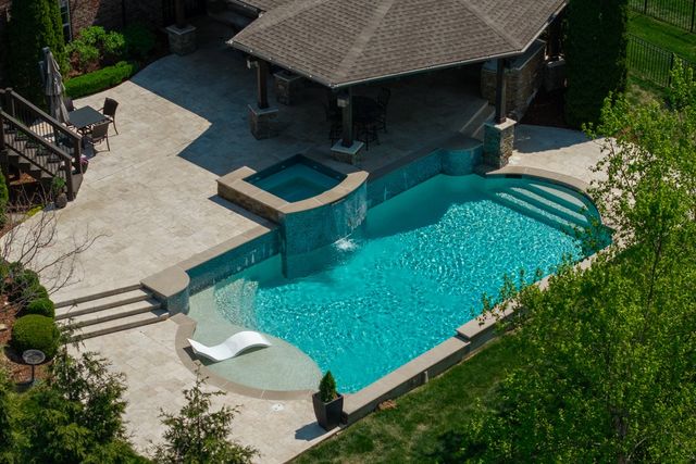 1833 Bronwyn Ct, Brentwood, TN 37027
