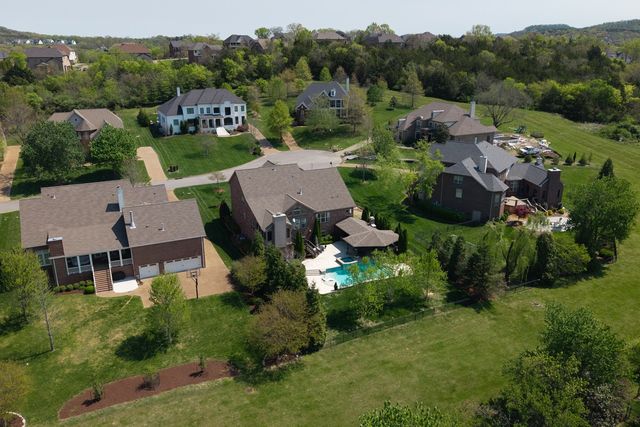 1833 Bronwyn Ct, Brentwood, TN 37027