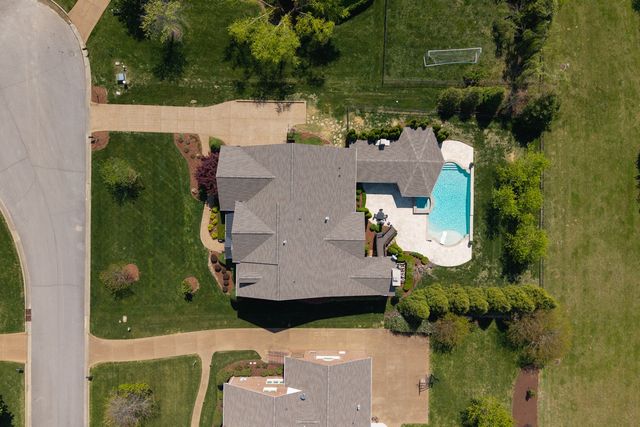 1833 Bronwyn Ct, Brentwood, TN 37027