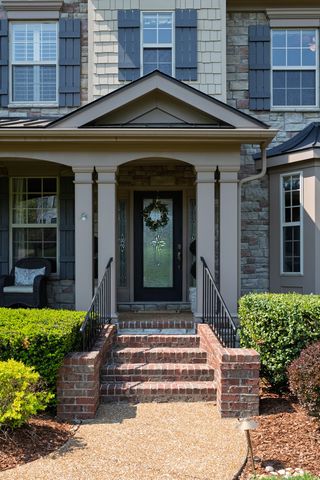 1833 Bronwyn Ct, Brentwood, TN 37027