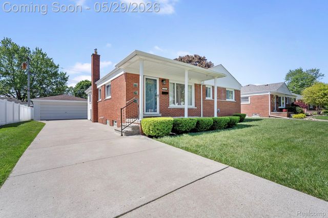 3327 N Lynn Court, Trenton, MI 48183