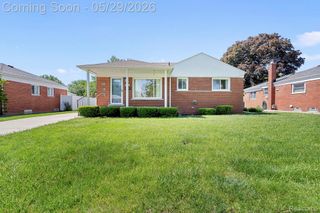 3327 N Lynn Court, Trenton, MI 48183