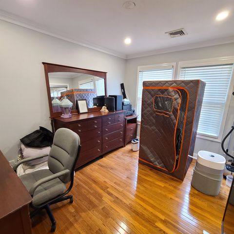 7803 5TH AVE, North Bergen, NJ 07047