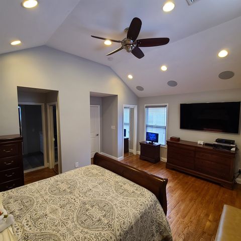 7803 5TH AVE, North Bergen, NJ 07047