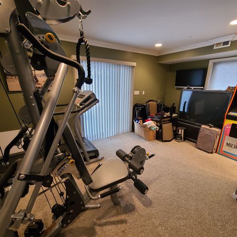 7803 5TH AVE, North Bergen, NJ 07047