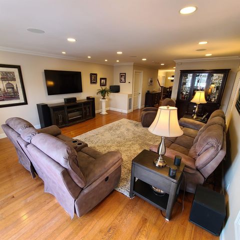 7803 5TH AVE, North Bergen, NJ 07047