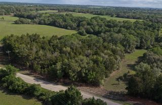 5 Baranowski Road, Brenham, TX 77833