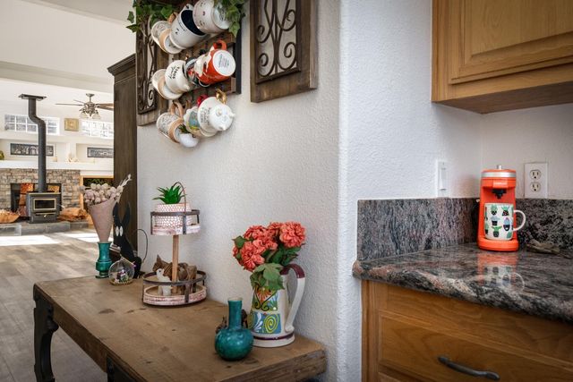 24090 Restive Way, Grass Valley, CA 95949