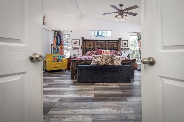 24090 Restive Way, Grass Valley, CA 95949